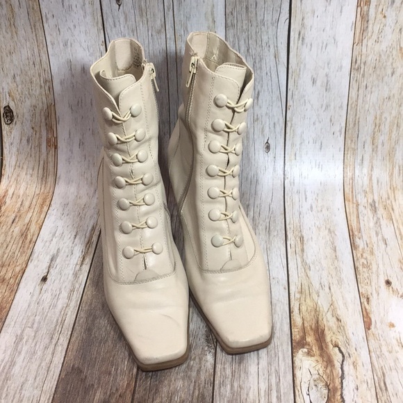 vintage style womens boots